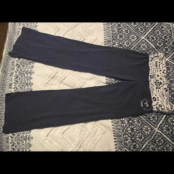 Ladies VS leggings size large - Picture 5 of 6